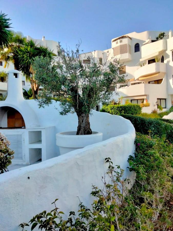 Appartamento Superb Townhouse In Golden Mile Marbella Esterno foto