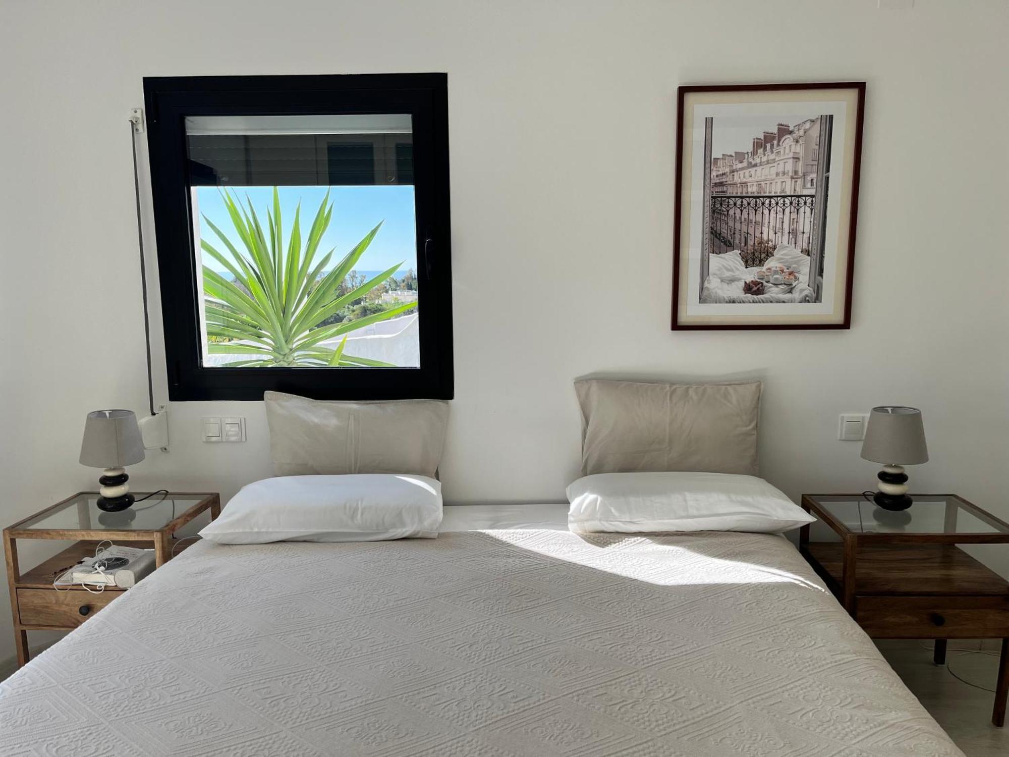 Appartamento Superb Townhouse In Golden Mile Marbella Esterno foto